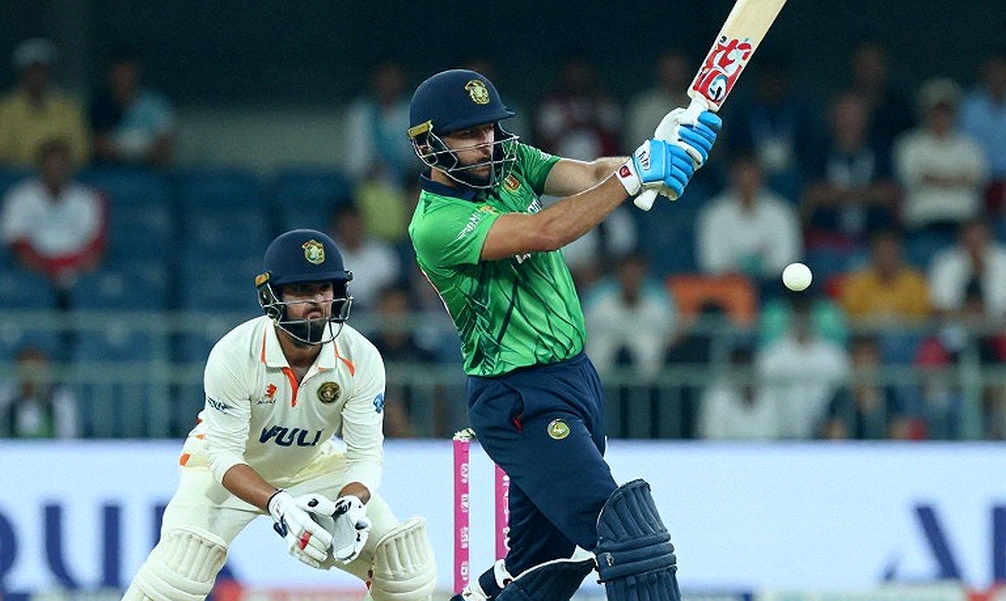 Empty Frames, Full Lessons: The Architecture of Absence in Cricket Analysis Empty Frames, Full Lessons: The Architecture of Absence in Cricket Analysis