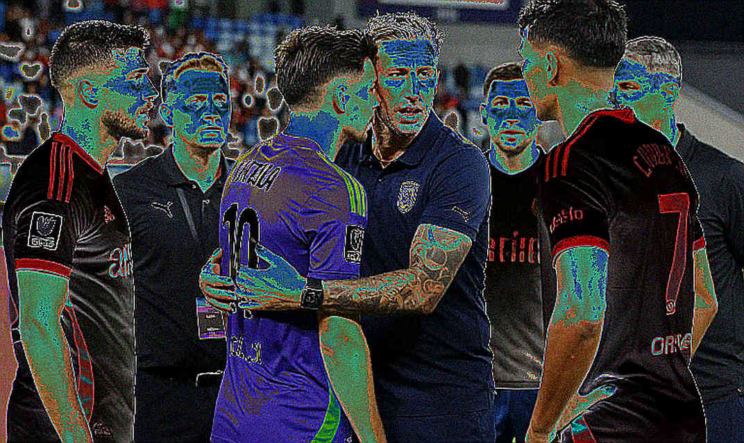 টার্নওভারের দুই গোল, ঢাকনার নিচে ফাটল: ইতালির ০-২ হার আসলে যা দেখায়