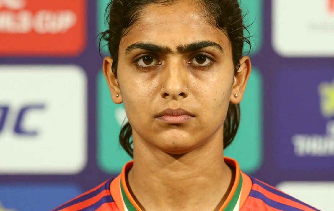 খালি স্প্রেডশিটের পাঠ: যখন ডেটা চুপ থাকে, তখন ক্রিকেট কী বলে