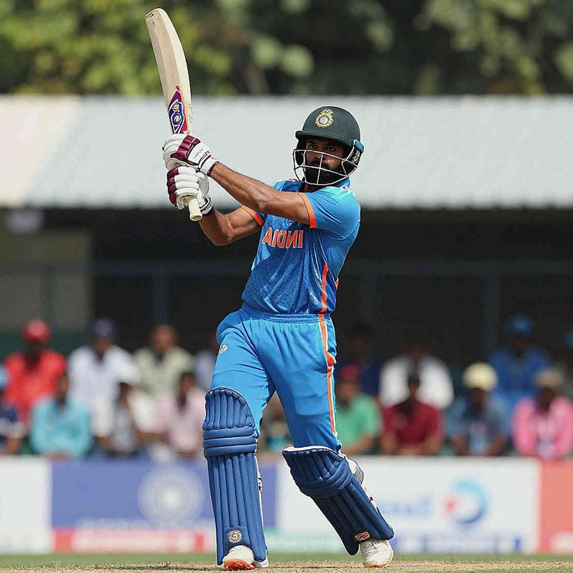 ফ্র্যাঞ্চাইজি বাজারে দাম বাড়ছে, আসল হিসাবটা লুকিয়ে আছে চুক্তিপত্রের ফাঁকে ফ্র্যাঞ্চাইজি বাজারে দাম বাড়ছে, আসল হিসাবটা লুকিয়ে আছে চুক্তিপত্রের ফাঁকে